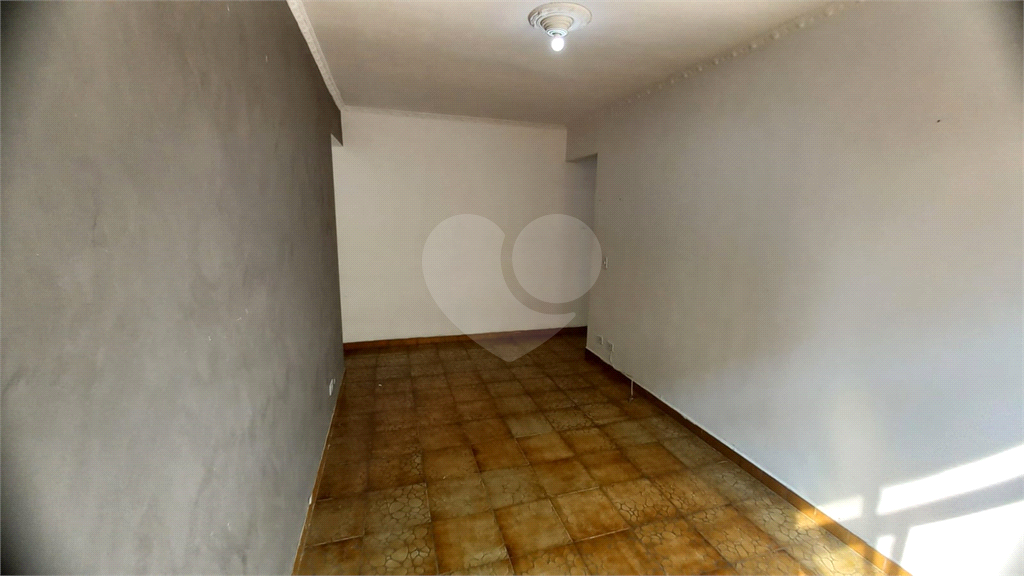 Apartamento à venda na Região do Cangaíba