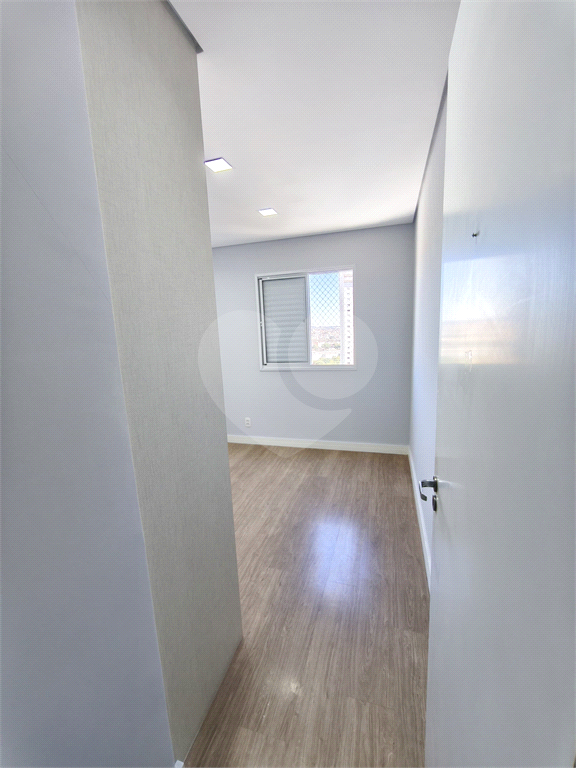 Apartamento para alugar com 2 quartos, 75m² - Foto 18