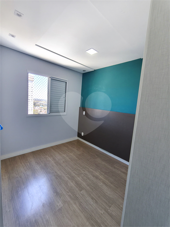 Apartamento para alugar com 2 quartos, 75m² - Foto 11