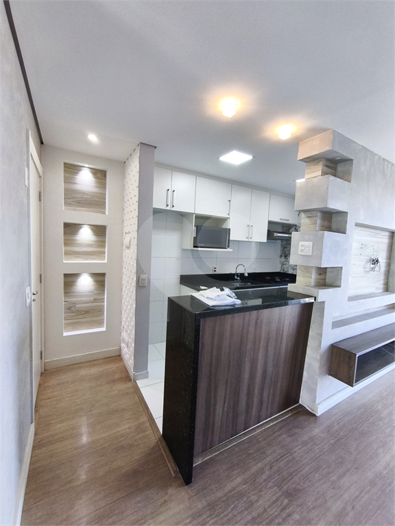 Apartamento para alugar com 2 quartos, 75m² - Foto 28