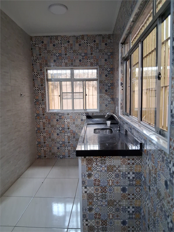 Casa ampla com 3 dormitórios, 2 vagas , quintal  Parada Inglesa