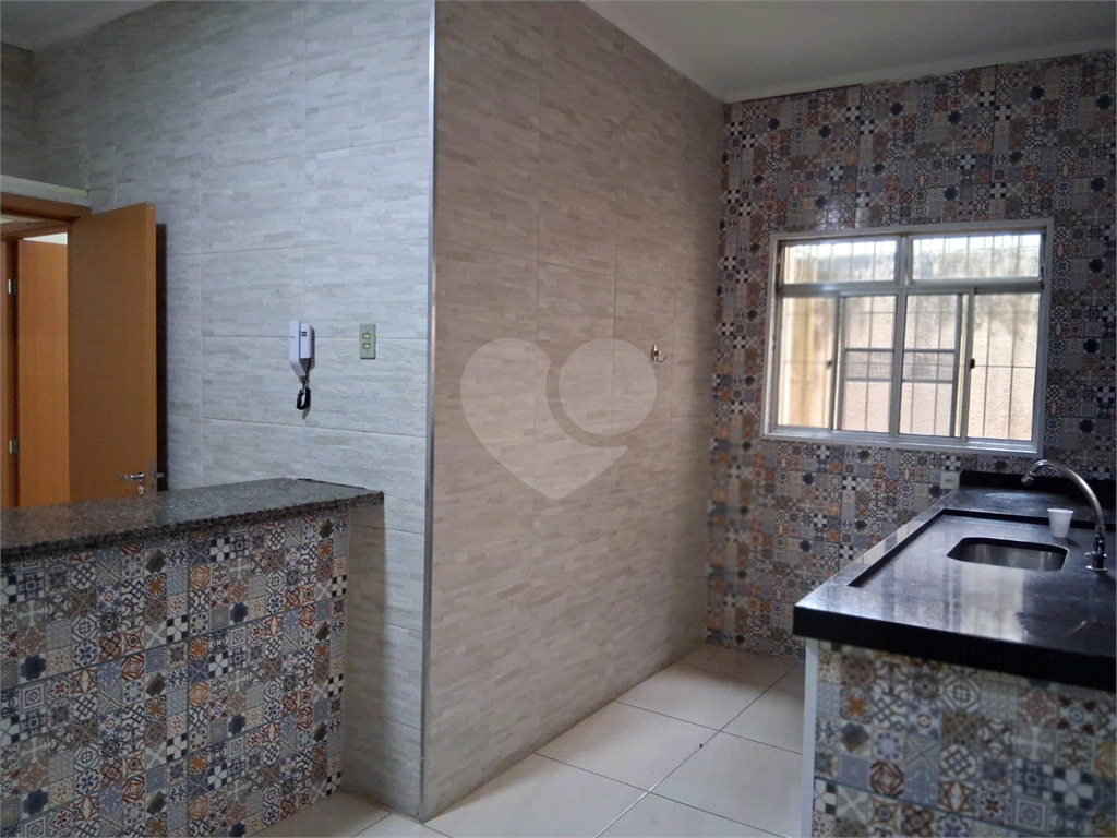 Casa ampla com 3 dormitórios, 2 vagas , quintal  Parada Inglesa