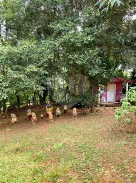 Chacara a venda em condominio fechado em Santa Isabel São Paulo