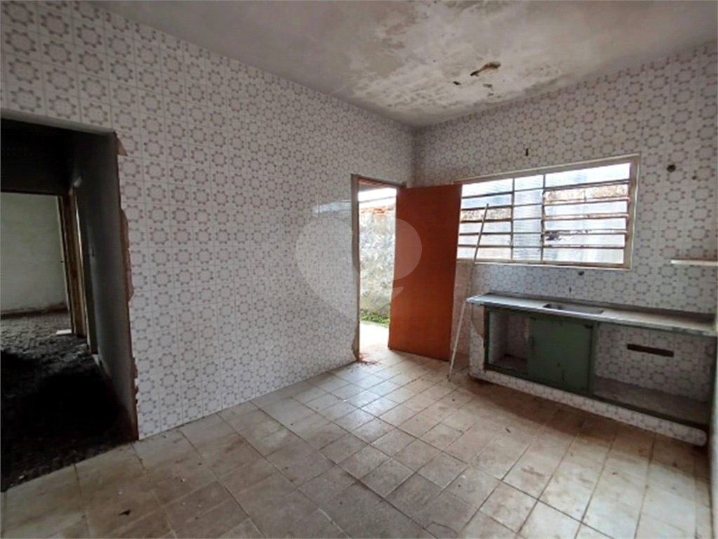 Casa Térrea no bairro de São Quirino com 3 dormitórios e 3 vagas