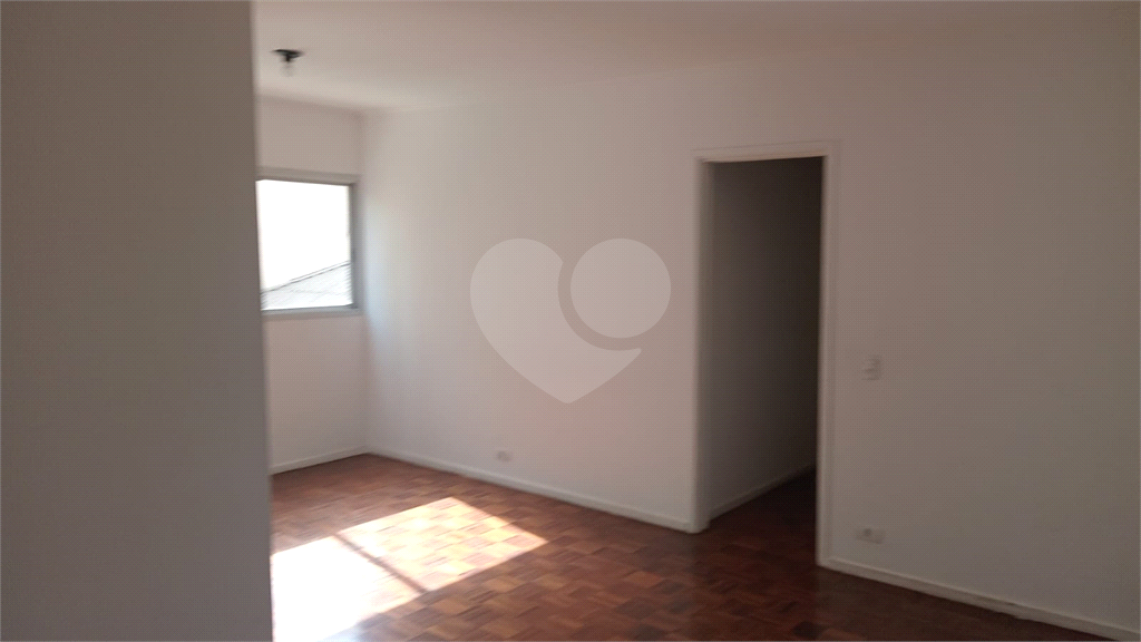 APARTAMENTO em JARDIM PAULISTA