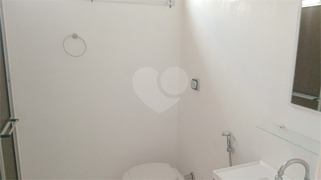 APARTAMENTO em JARDIM PAULISTA