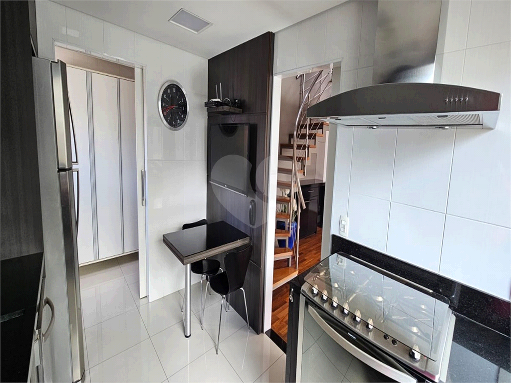 Apartamento Duplex Alto Padrão à venda no Jardim Paulista. Excelente localização!