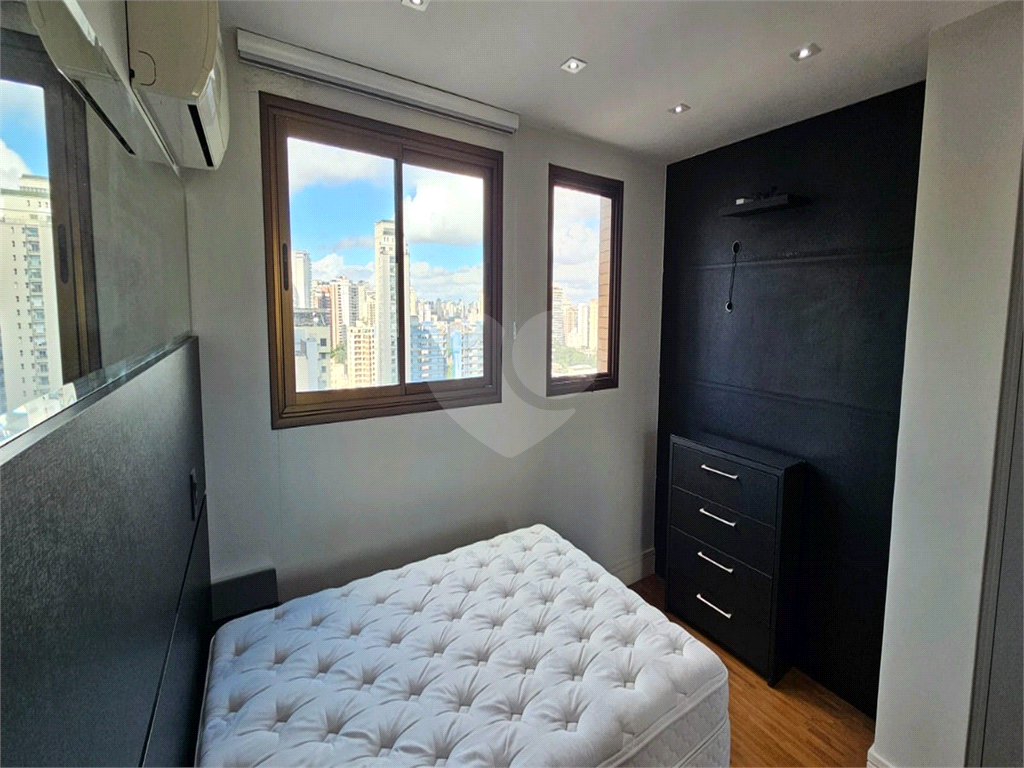 Apartamento Duplex Alto Padrão à venda no Jardim Paulista. Excelente localização!