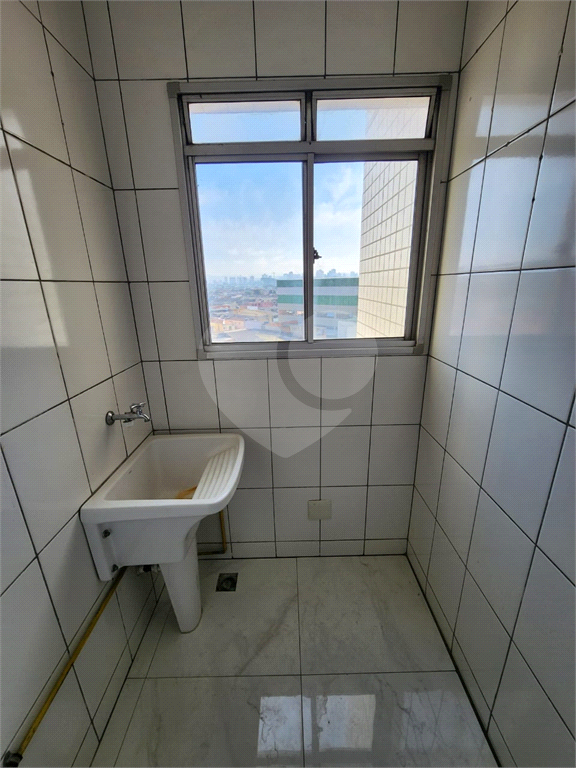 Apartamento a venda de 2 quartos 1 vaga no Pq. Edú Chaves.