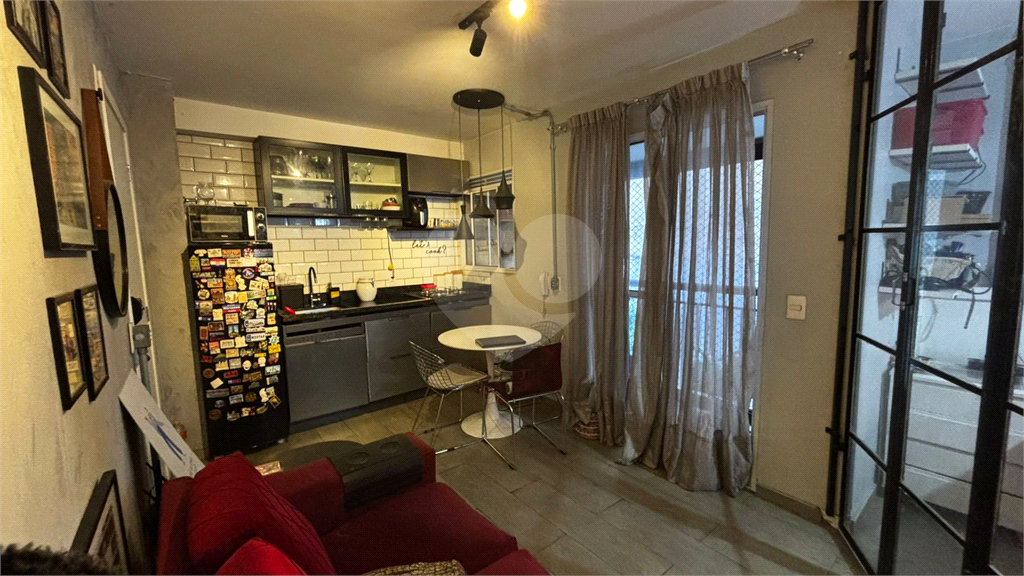Apartamento à venda com 1 quarto, 28m² - Foto 5