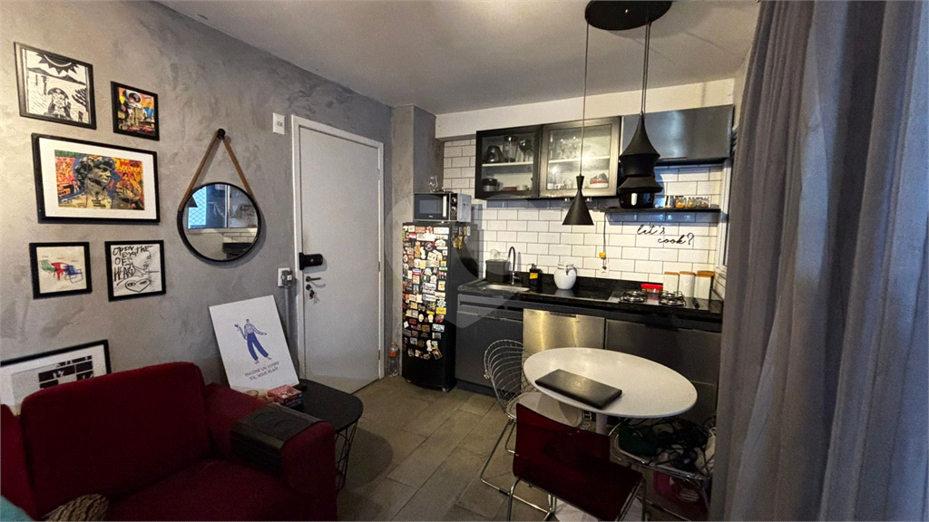 Apartamento à venda com 1 quarto, 28m² - Foto 7