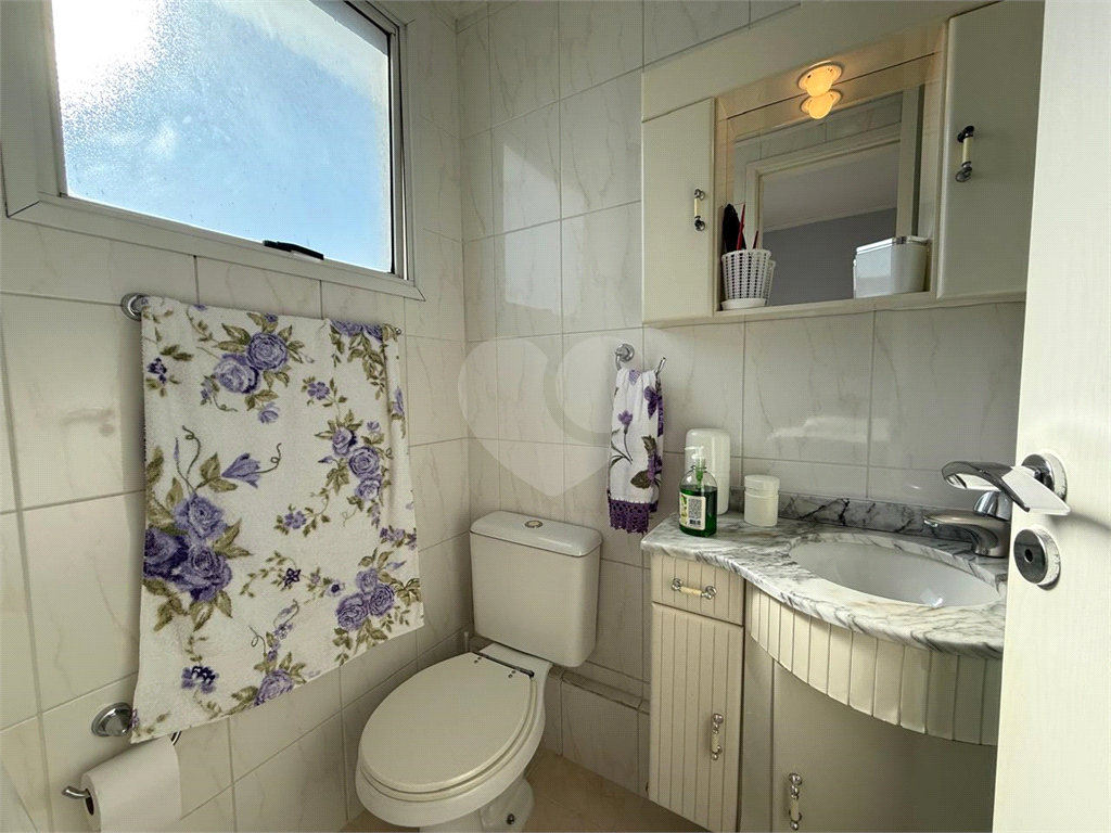 Apartamento à Venda – Vila Maria | 59 m² | 2 Dormitórios (1 Suíte) | 2 Vagas Cobertas | Andar Alto com Vista Livre