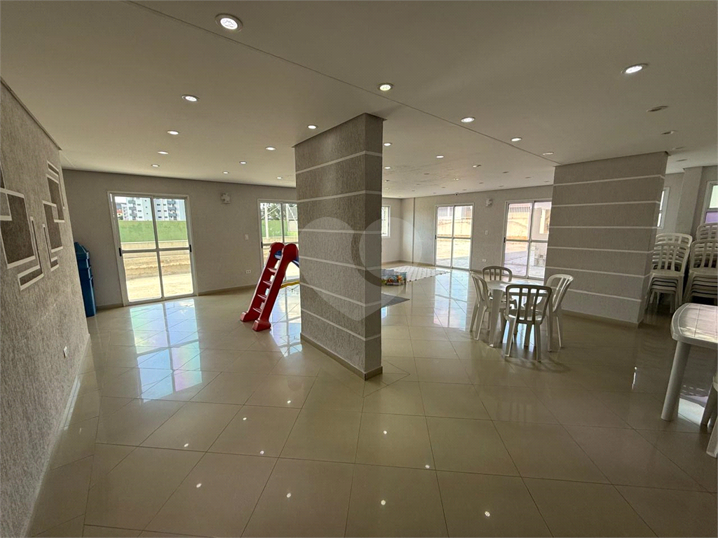 Apartamento à Venda – Vila Maria | 59 m² | 2 Dormitórios (1 Suíte) | 2 Vagas Cobertas | Andar Alto com Vista Livre