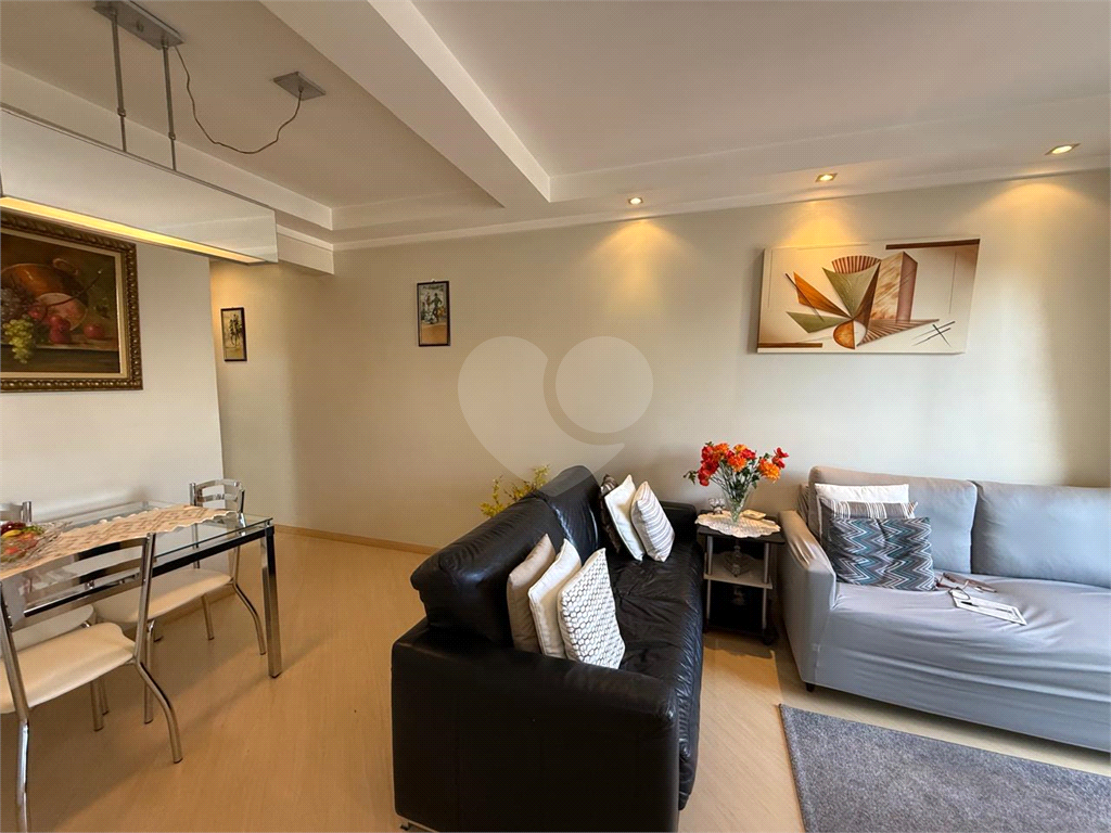 Apartamento à Venda – Vila Maria | 59 m² | 2 Dormitórios (1 Suíte) | 2 Vagas Cobertas | Andar Alto com Vista Livre