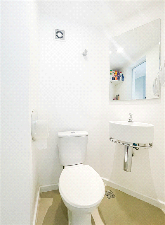 Sala / Conjunto Comercial - Alto Padrão - Bela Vista - 6 Salas - 2 Banheiros - 2 Vagas - Venda / Compra