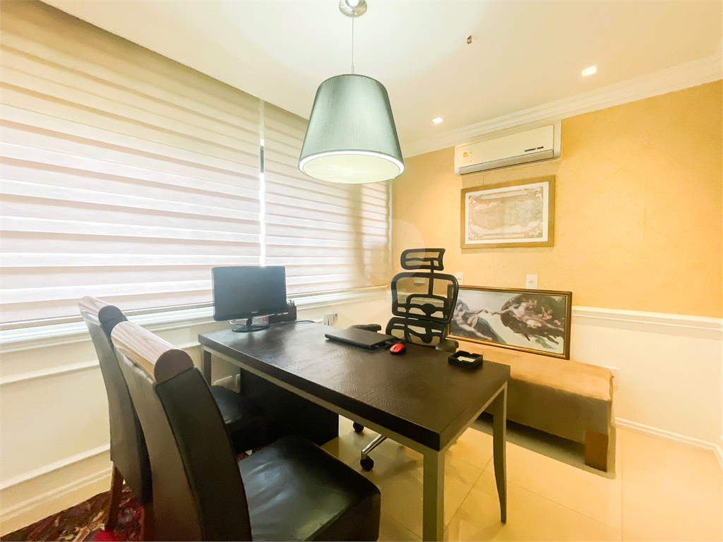 Conjunto / Sala Comercial - Bela Vista - Alto Padrão - 2 Vagas - Venda / Compra - Consultório Médico