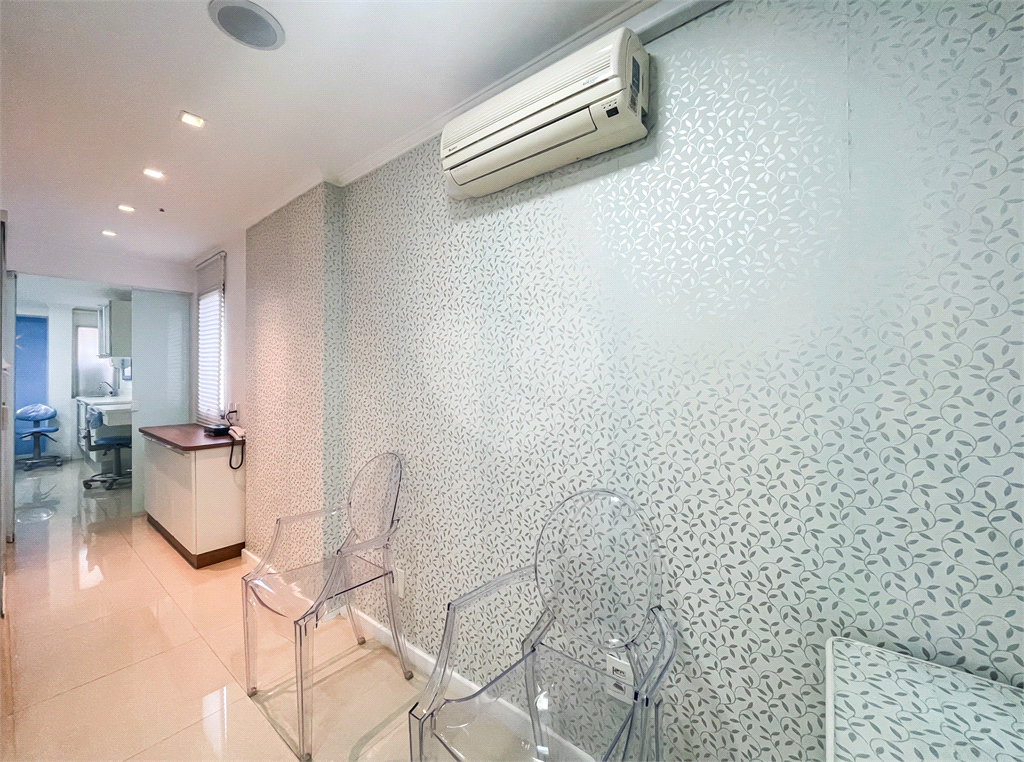 Conjunto / Sala Comercial - Bela Vista - Alto Padrão - 2 Vagas - Venda / Compra - Consultório Médico