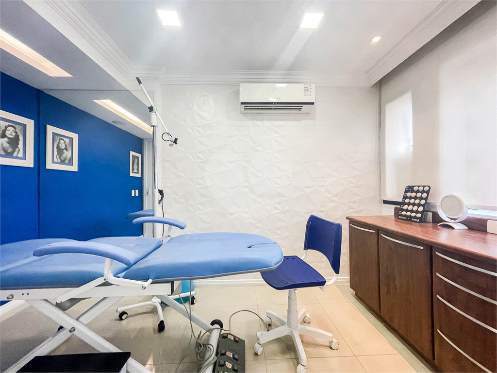 Conjunto / Sala Comercial - Bela Vista - Alto Padrão - 2 Vagas - Venda / Compra - Consultório Médico