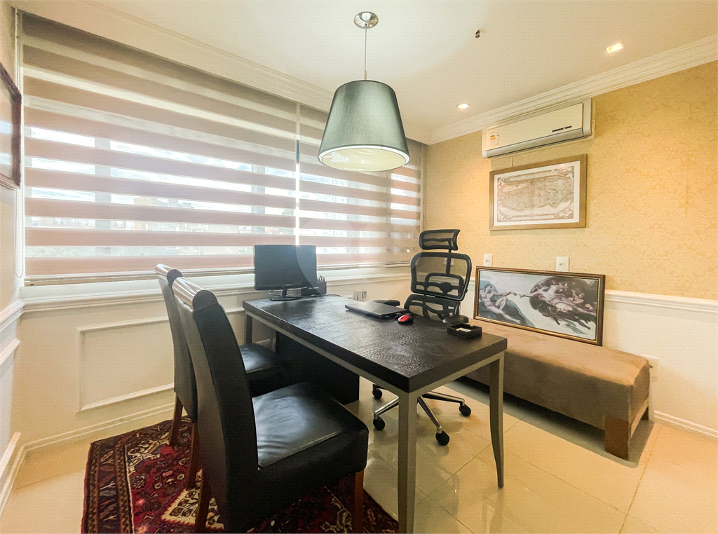 Conjunto / Sala Comercial - Bela Vista - Alto Padrão - 2 Vagas - Venda / Compra - Consultório Médico