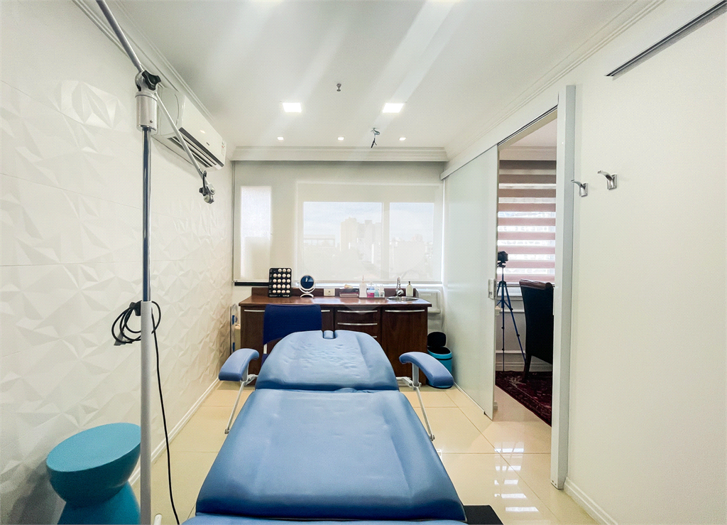 Conjunto / Sala Comercial - Bela Vista - Alto Padrão - 2 Vagas - Venda / Compra - Consultório Médico