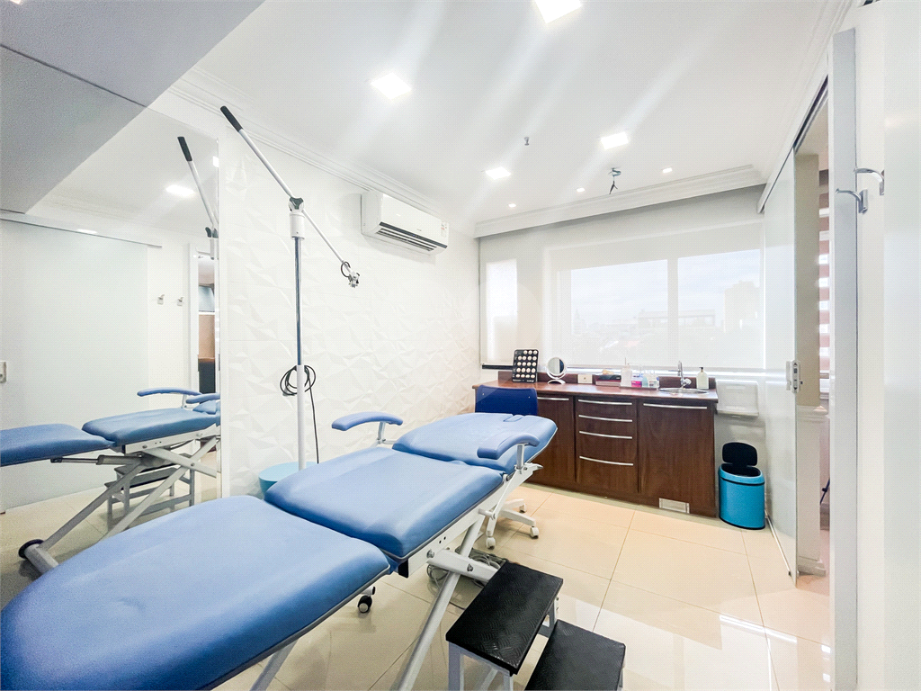 Conjunto / Sala Comercial - Bela Vista - Alto Padrão - 2 Vagas - Venda / Compra - Consultório Médico