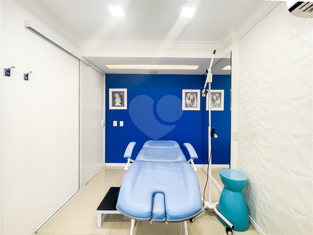 Conjunto / Sala Comercial - Bela Vista - Alto Padrão - 2 Vagas - Venda / Compra - Consultório Médico