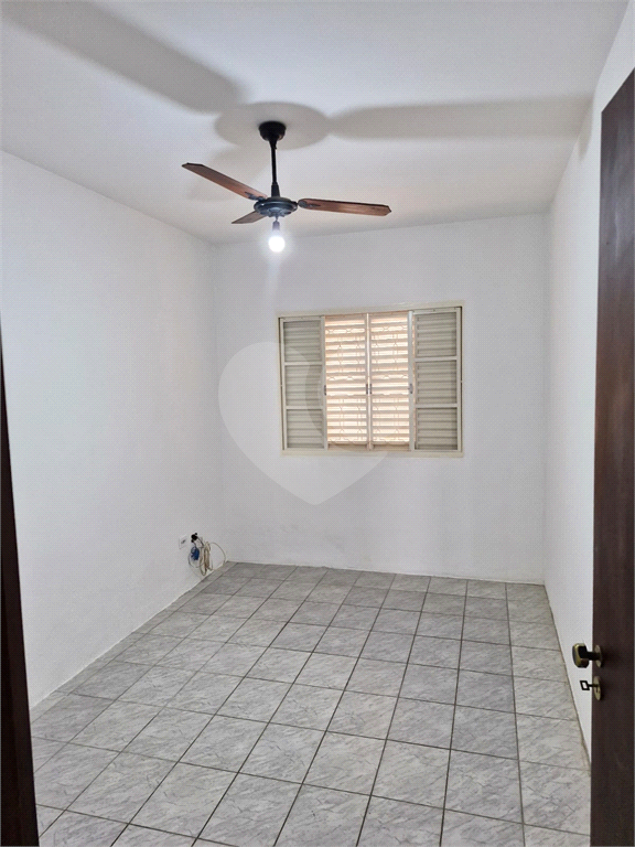 Casa à venda com 4 quartos, 153m² - Foto 18