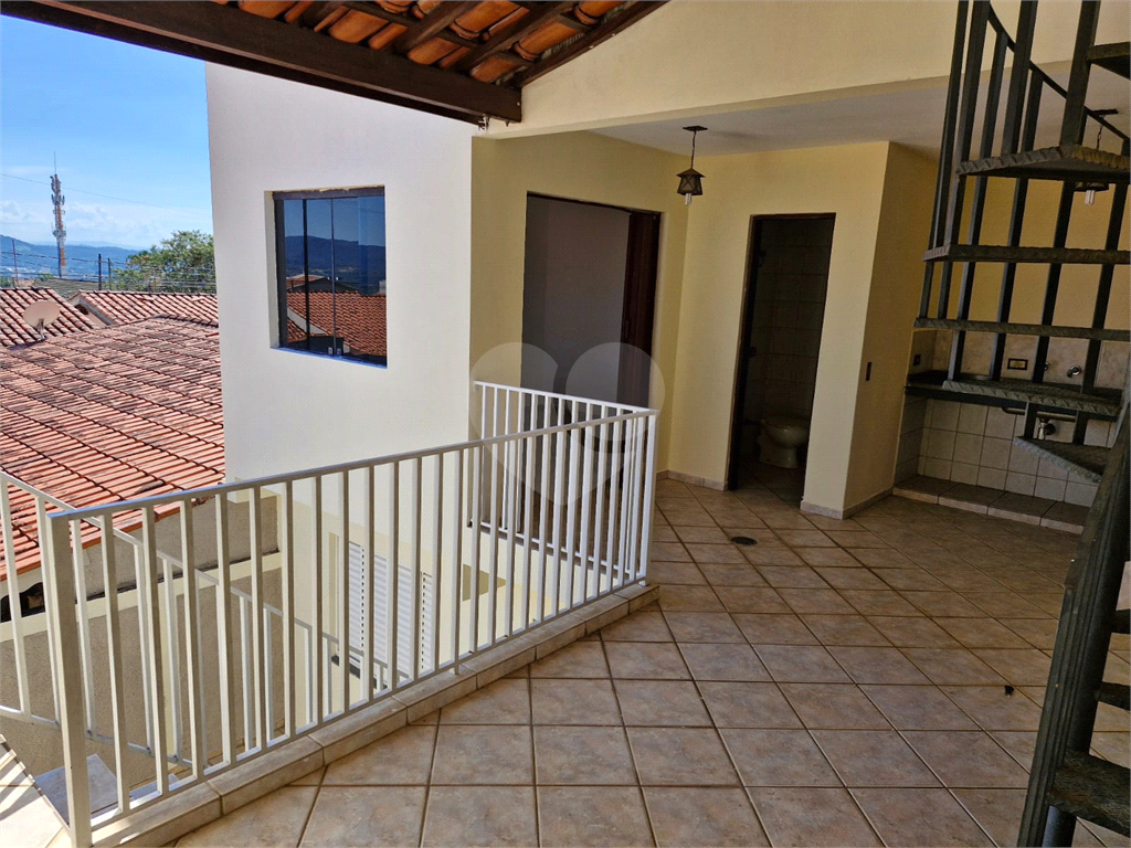 Casa à venda com 4 quartos, 153m² - Foto 3