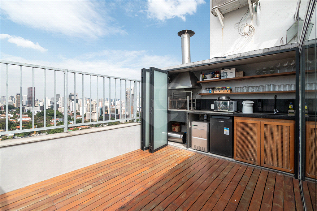 Cobertura à venda em Alto de Pinheiros - Vista deslumbrante!
