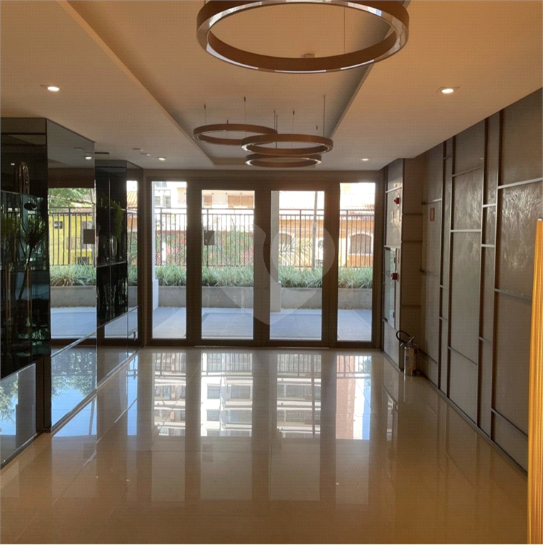 APARTAMENTO em SANTANA