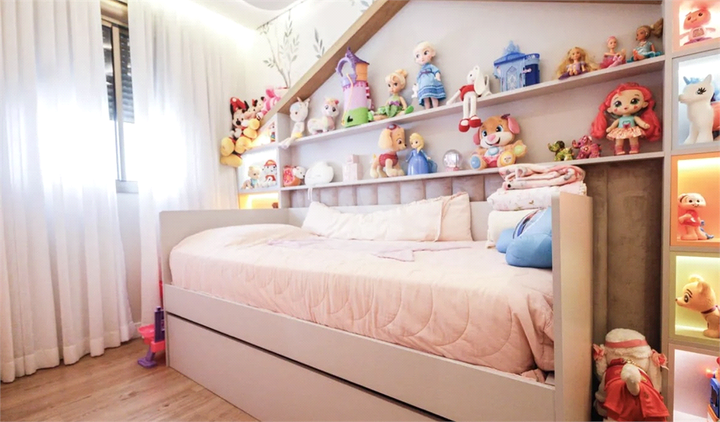 APARTAMENTO em SANTANA