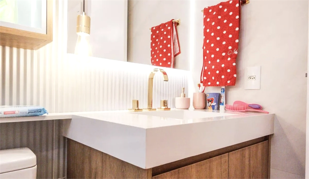 APARTAMENTO em SANTANA