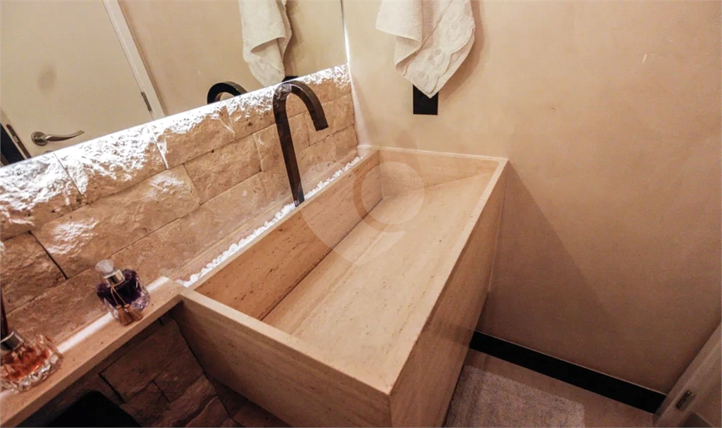 APARTAMENTO em SANTANA