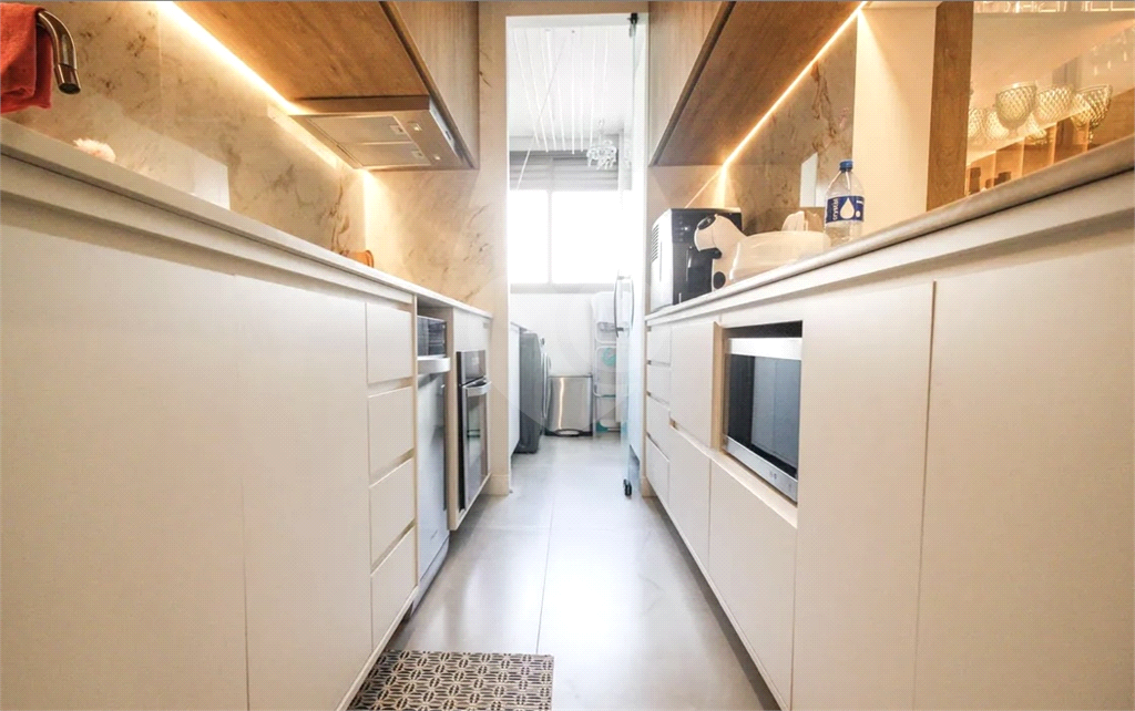 APARTAMENTO em SANTANA