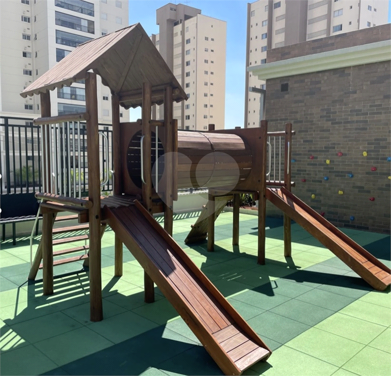 APARTAMENTO em SANTANA