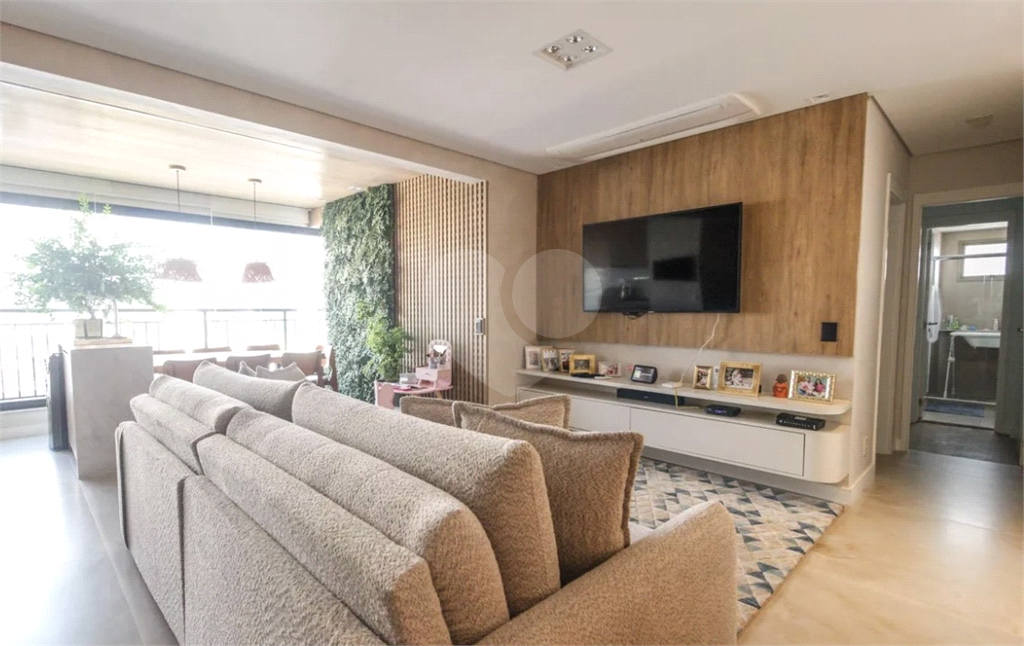 APARTAMENTO em SANTANA