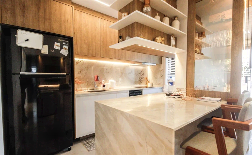 APARTAMENTO em SANTANA