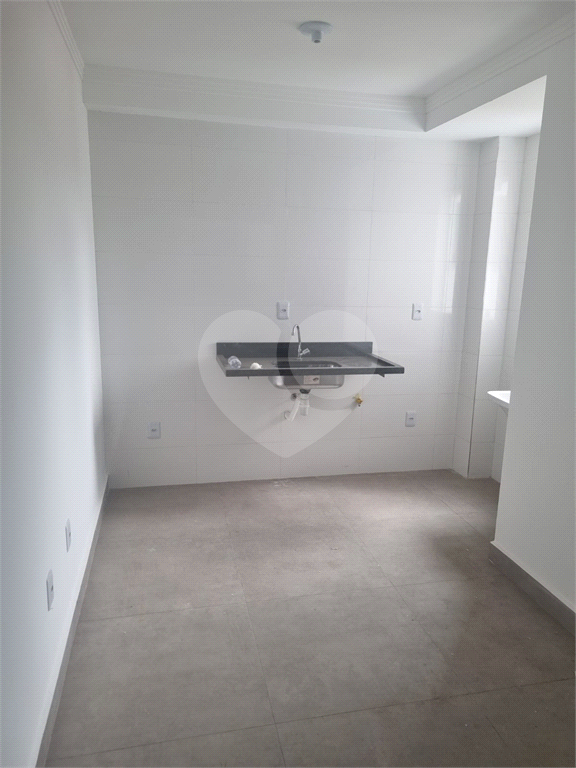 APTO COM 1 QUARTO NO TUCURUVI
