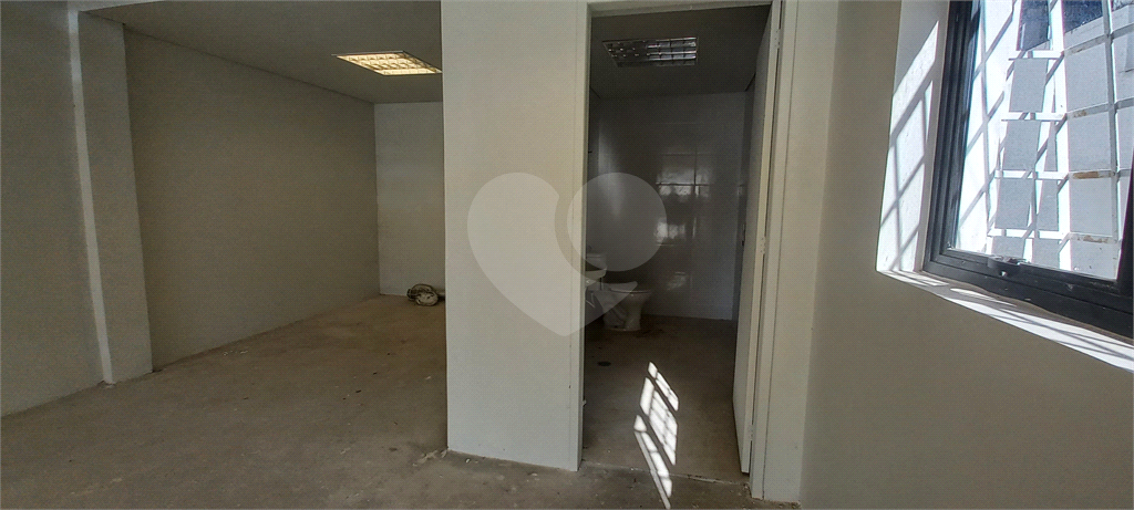 Oportunidade! Imóvel Comercial na Av. Indianópolis, Próximo ao Clube Helvetia