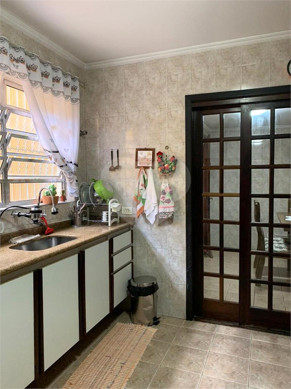 VENDA - Casa espaçosa com suíte e terraço gourmet | 3 dormitórios (1 suíte)