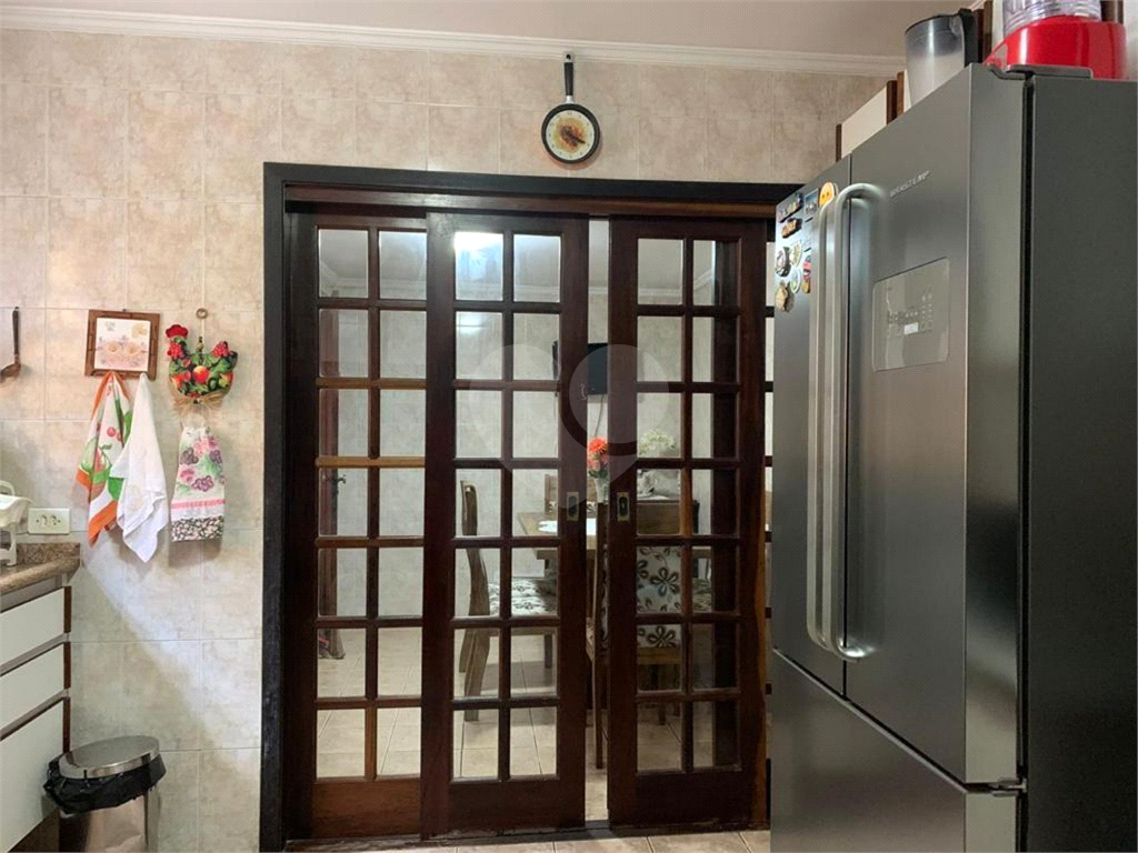 VENDA - Casa espaçosa com suíte e terraço gourmet | 3 dormitórios (1 suíte)