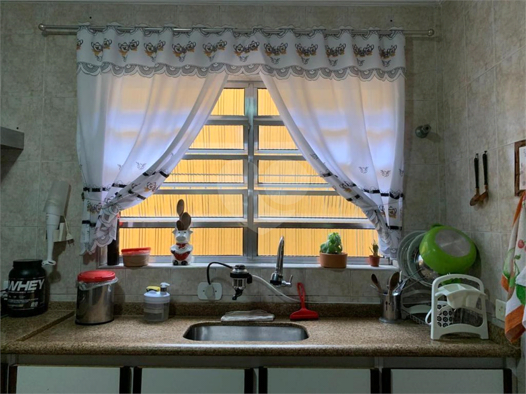 VENDA - Casa espaçosa com suíte e terraço gourmet | 3 dormitórios (1 suíte)