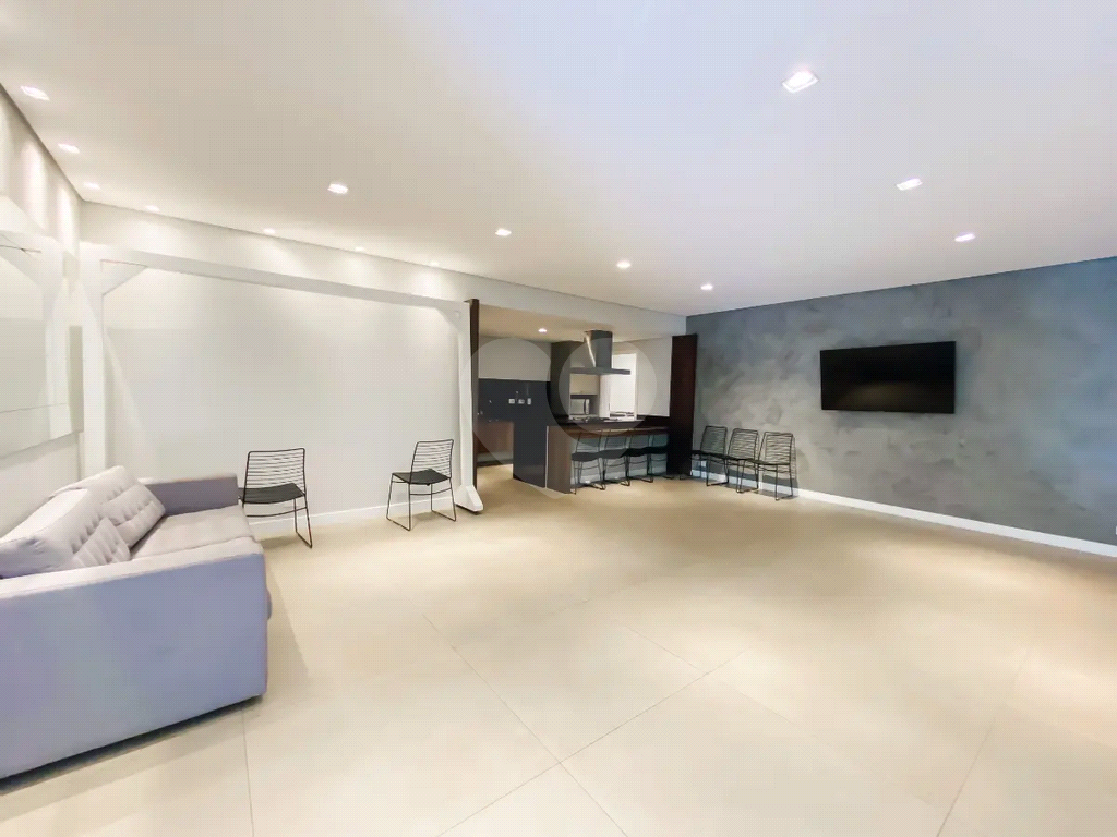 APARTAMENTO em MOEMA