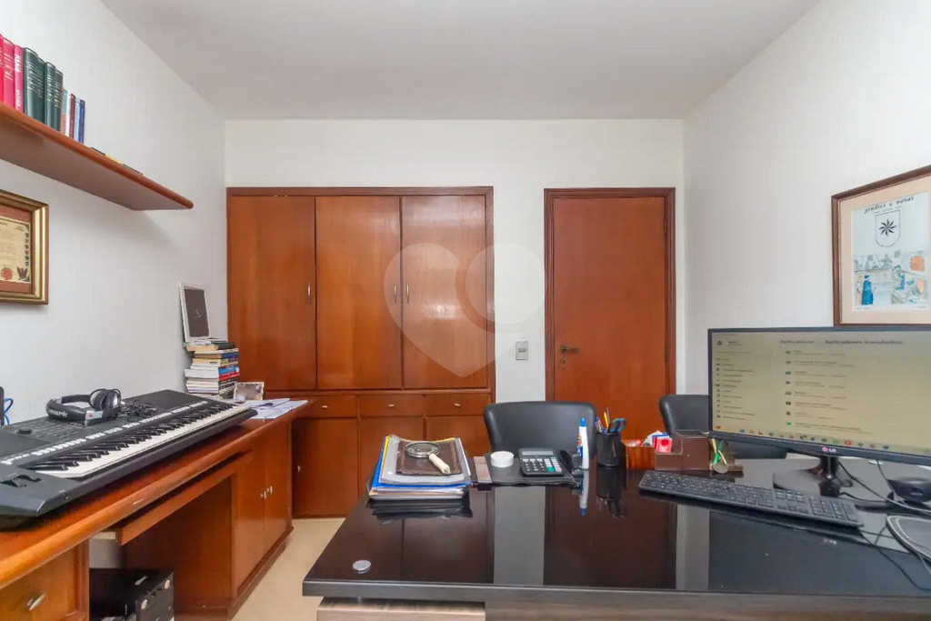 APARTAMENTO em MOEMA