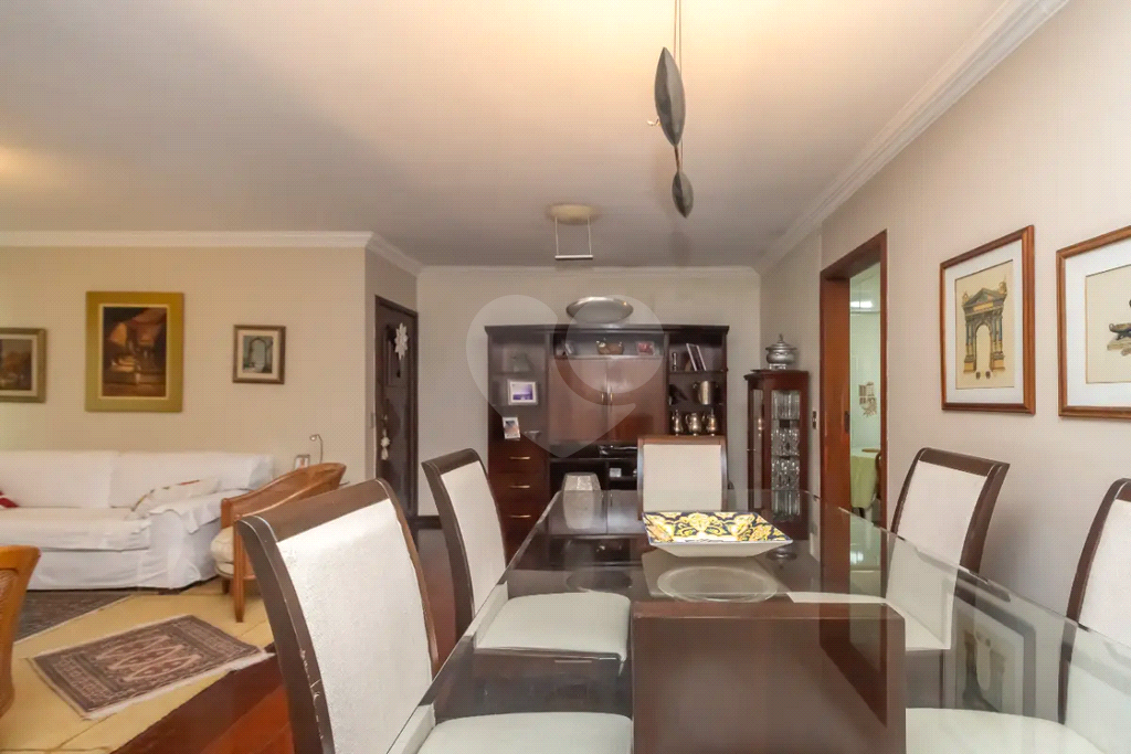 APARTAMENTO em MOEMA