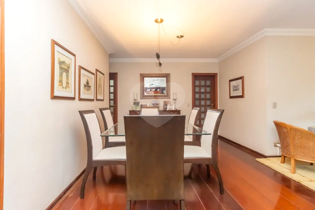 APARTAMENTO em MOEMA