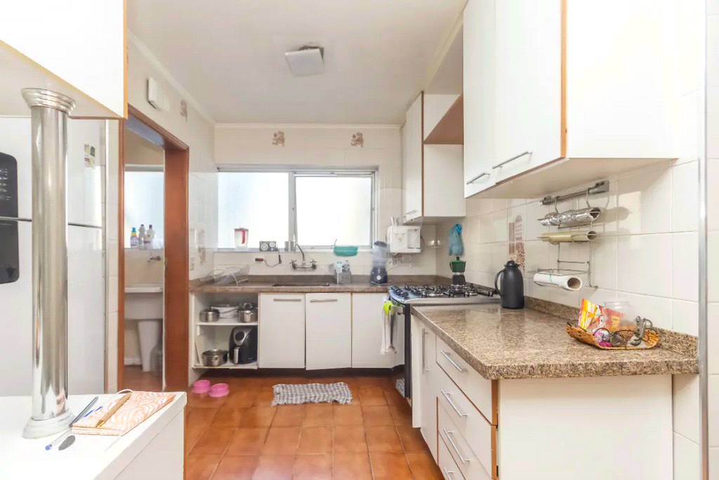 APARTAMENTO em MOEMA