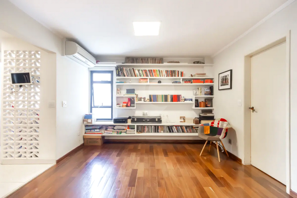 APARTAMENTO em VILA MARIANA