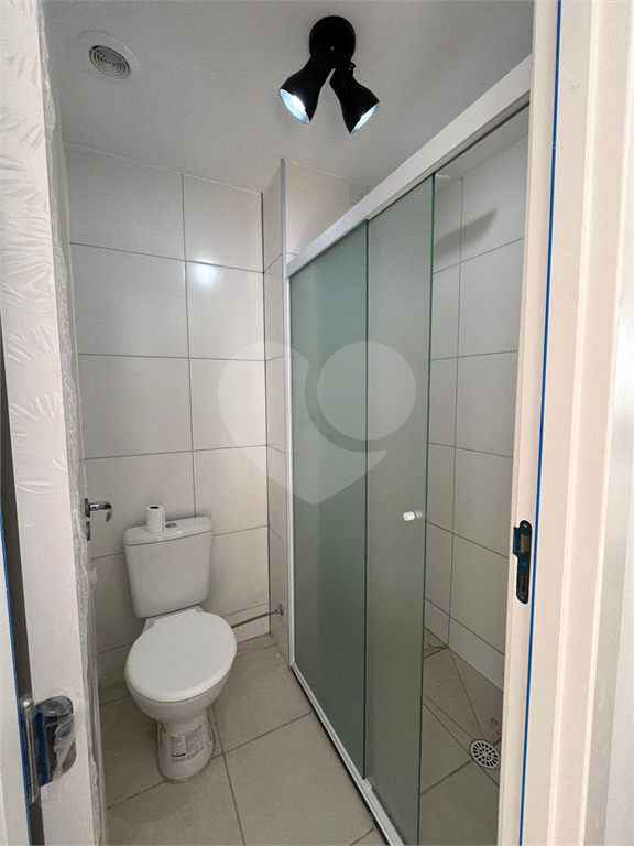ALUGA-SE APARTAMENTO DE 2 DORMITÓRIOS COM LAZER COMPLETO NA BARRA FUNDA