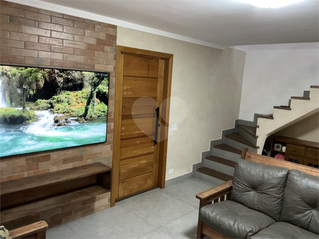 SOBRADO em HORTO FLORESTAL